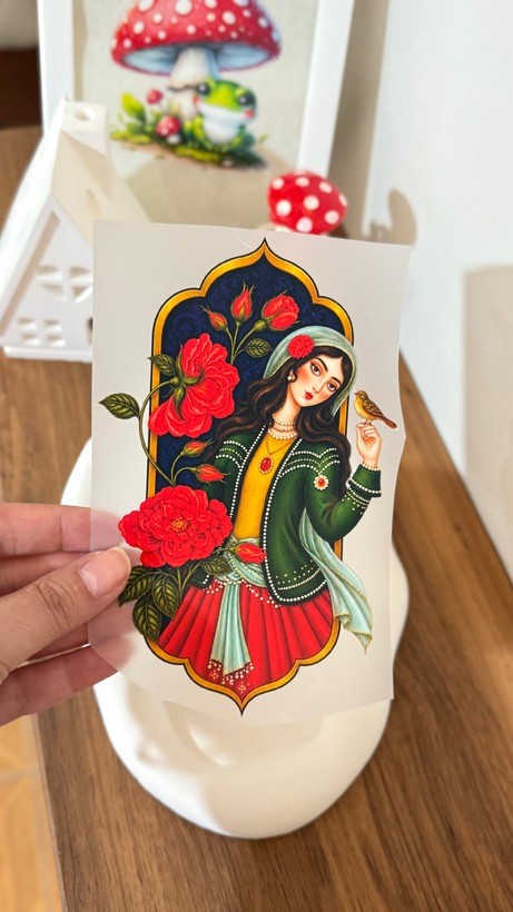 برچسب حرارتی مخصوص لباس طرح خاتون ایرانی